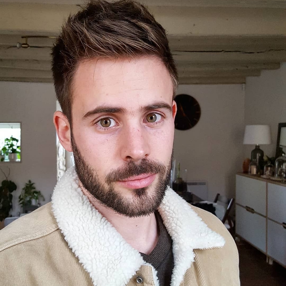 Meet your Posher, Blake